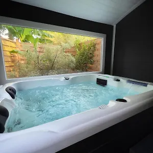 Bed & Breakfast Les Vestiges Du Jour - Jacuzzi, Clohars-Fouesnant